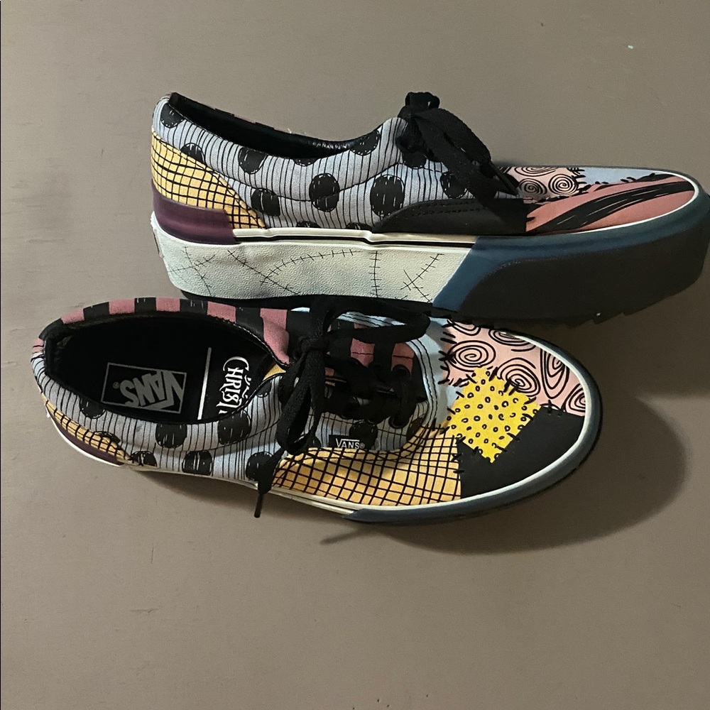 Vans “Nightmare Before Christmas“ platform Skate Sneakers-sz 8 - Picture 4 of 9